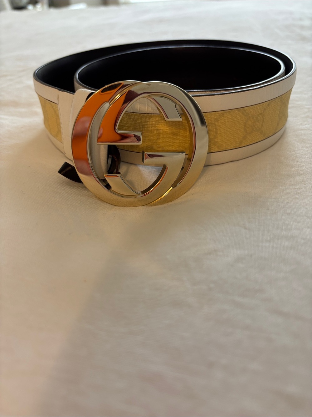 Gucci Women's White/Cream Canvas/Leather Interlocking G Belt